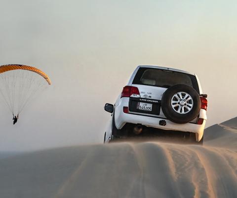 AndrewJKTan_AT_Dune_Bashing_Parachute_DSC_9966_web.jpg