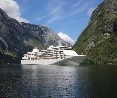 Silversea Silver Whisper.jpg