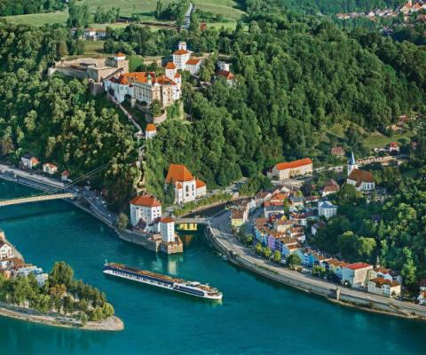 River cruise Sep3 2018.jpg