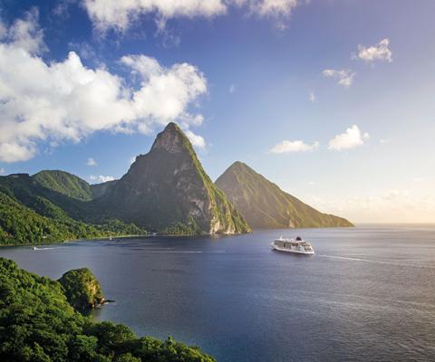 Pitons.jpg