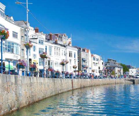 St Peter Port Guernsey Flybe Blue Islands.jpg