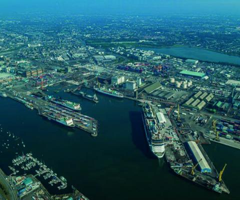 Dublin_Port.jpg