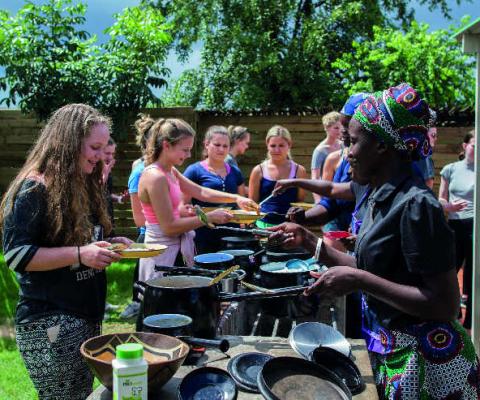 ZImbabwe Victoria Falls Shearwater Village Lusumpuko Planeterra Project Lunch Serving Food Traveller