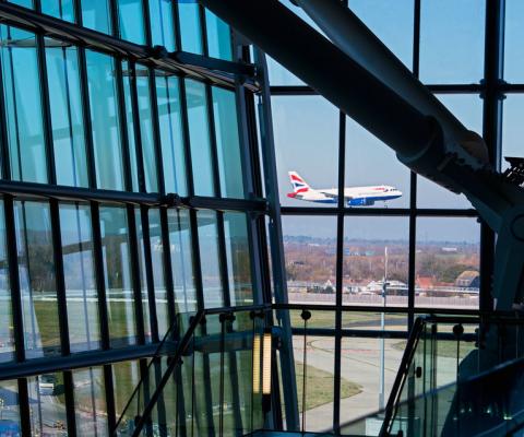 Heathrow to lodge third runway planning application this year