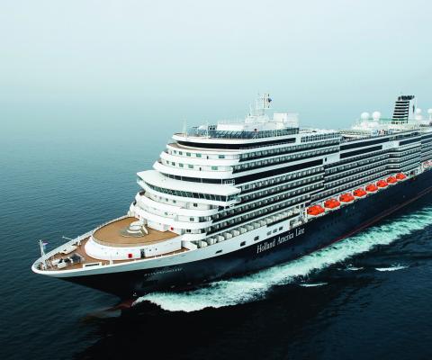 Koningsdam_Holland_America.jpg