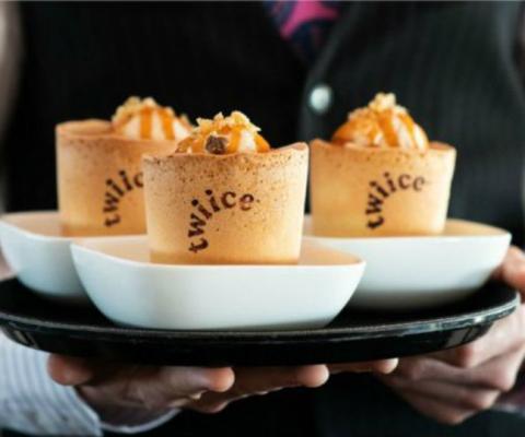 Twiice's coffee cups are edible have a vanilla flavour