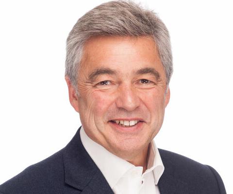 Stuart Perl AmaWaterways.jpg