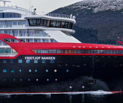 Fridtjof_Nansen_Hurtigruten.jpg