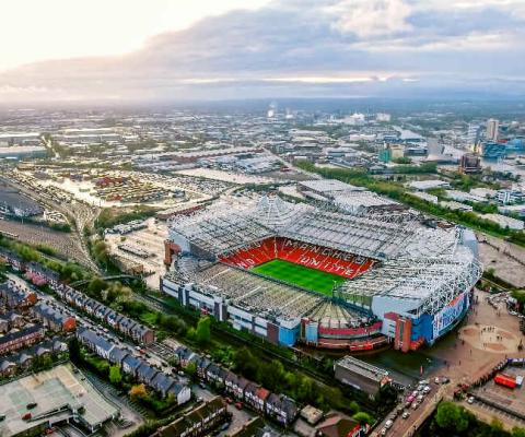 Agents could win tickets to see Manchester United play Manchester City
