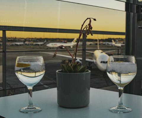 Is it time to curb pre-flight drinking?