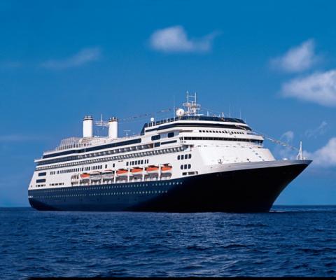 Fred_Olsen_Cruise_Lines_Bolette.jpg