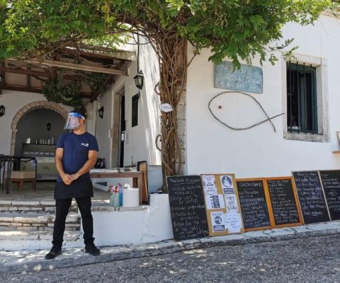 Taverna and cafe-bar staff now wear face shields