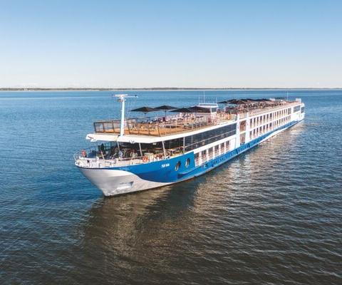 Tui river ship Tui Isla.jpg