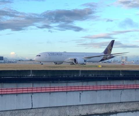Vistara's Dreamliner made its first flight from Delhi to Heathrow on Friday