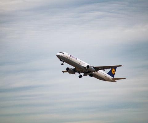 Lufthansa is axing two UK connections (Credit: Tim Dennert/Unsplash) 