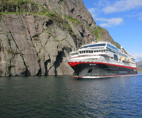 Maud, Hurtigruten