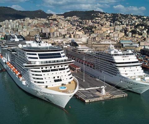 MSC-Ships-in-dock.jpg