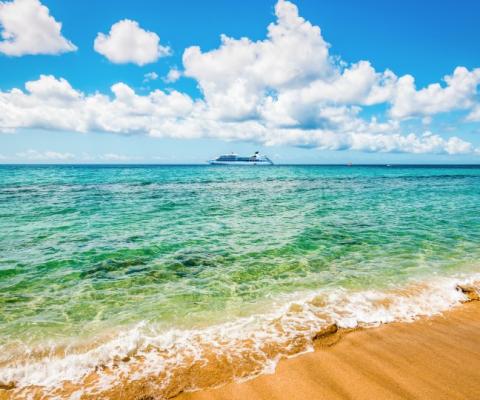 Cruise agents have welcomed the lifting of the UK government's cruise ban (Credit: iStock)