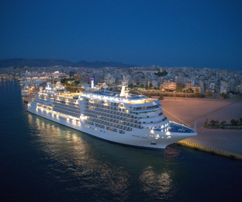 Silversea Cruises' Silver Moon (Credit_ Matthew Scott).png