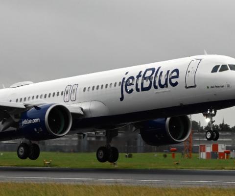 JetBlue's first transatlantic passenger flight arrived at Heathrow on 12 August