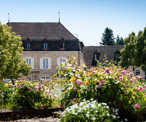HtelLeMontrachet-LesExtrieursetlesJardins-LionelDUPOUY-Photo.jpg