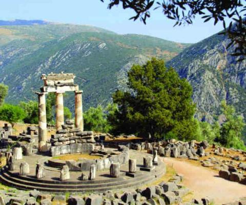 A four-night UNESCO 'Jewels of Greece' excursion takes guests to Mycena, Meteora and Delphi