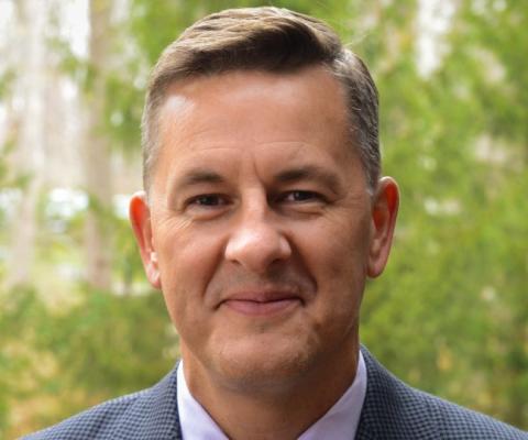 Prior to joining Tauck, Palmer was chief operating officer for the AGX Corporation