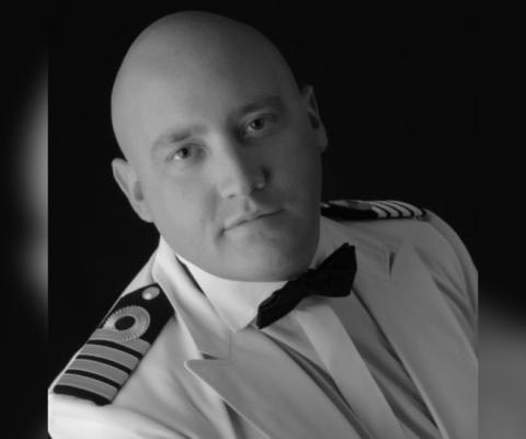 Edwards will take the helm in January 2022, when Azzurra is scheduled to launch