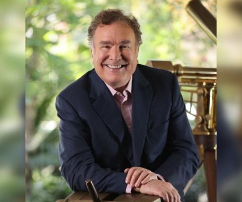 Fain will stand down from his role after 33 years in the new year