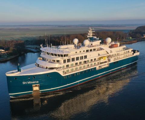 SH Minerva departed Ushuaia on 30 December