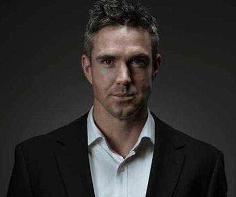 Kevin_Pietersen_edited_METhumb.jpg