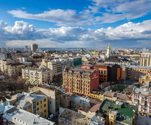 Kyiv-aerial-view-iStock-622892200.jpg