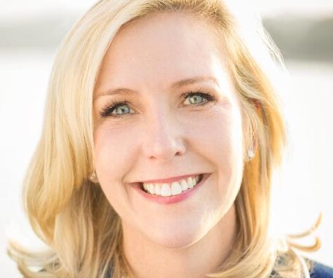 Ellen Bettridge Uniworld headshot.jpg