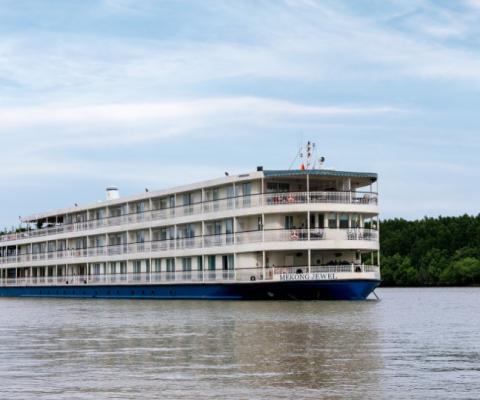 Uniworld_Mekong_Jewel_web.jpg