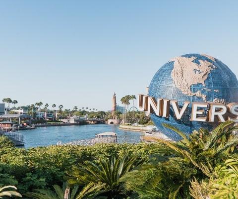 Orlando Universal (Credit: Aditya Vyas / Unsplash) aditya-vyas-HCKVHAEbkus-unsplash.jpg