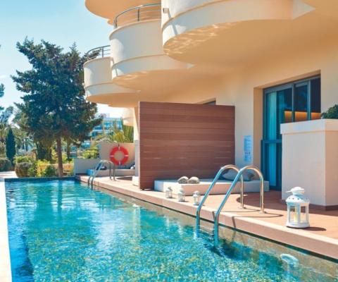 Tui is offering summer 2024 holidays at more than 2,000 beach resorts 