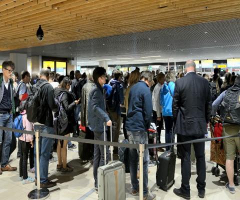 Airport_queues_web.jpg