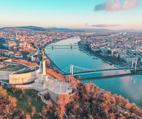 Budapest bence-balla-schottner-VPETME4zVWM-unsplash (Credit: Bence Balla Schottner / Unsplash)