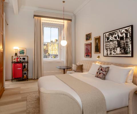 Virgin_Hotels_Edinburgh_room.jpg