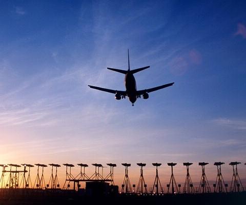 UK flight departures still down on pre-pandemic levels