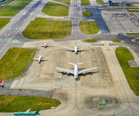 Could new govt review mean late-night flights from London airports?