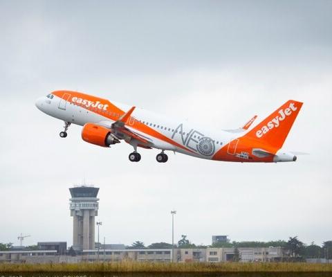 An easyJet Airbus A320neo