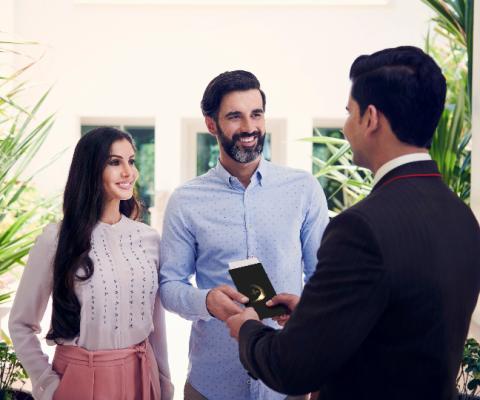 Emirates_home_check-in_service.jpg