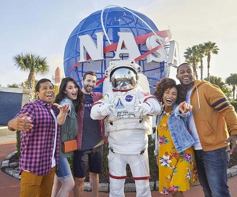 Kennedy Space Center Visitor Complex, NASA astronaut