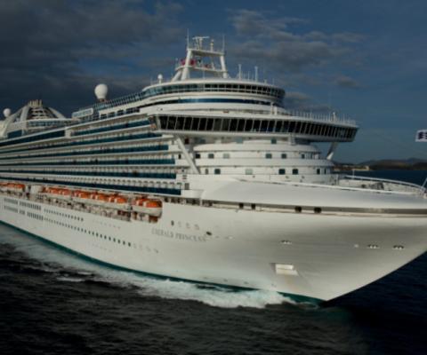 Emerald_Princess_web.jpg