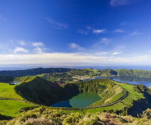 Azores_Sete_Cidades_Sao_Miguel_METhumb.jpg