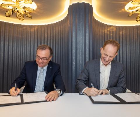 Luigi Matarazzo, general manager of the Merchant Ships Division of Fincantieri and Harry Sommer, president and chief executive of NCL