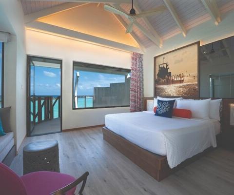 OBLU_XPERIENCE_AILAFUSHI_-_WATER_VILLA_-_BEDROOM_WITH_VIEW_METhumb.jpg