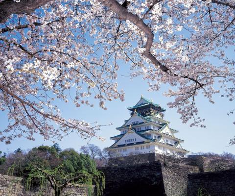 Osaka_Castle_Japan.jpg