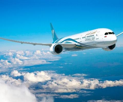 RE_B-787-DREAMLINER-01_METhumb.jpg